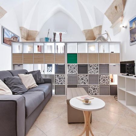 Mesagnesi 6 - Loft Centro Storico Sit Apartment Lecce Ngoại thất bức ảnh