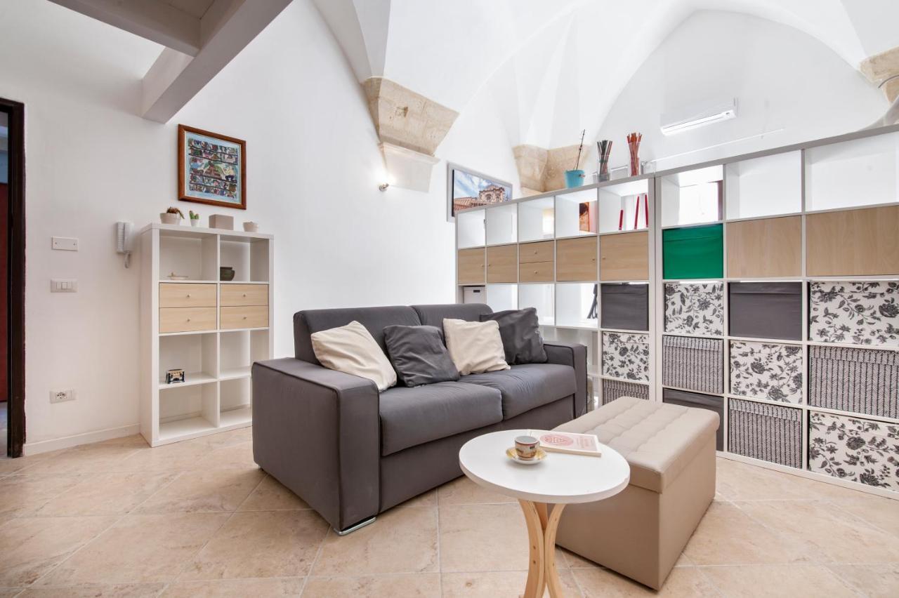 Mesagnesi 6 - Loft Centro Storico Sit Apartment Lecce Ngoại thất bức ảnh